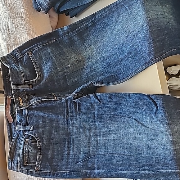 Joe's Booty Fit the Honey Jeans - Picture 2 of 8